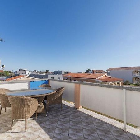 Aurum Luxury Apartments Vir Dış mekan fotoğraf